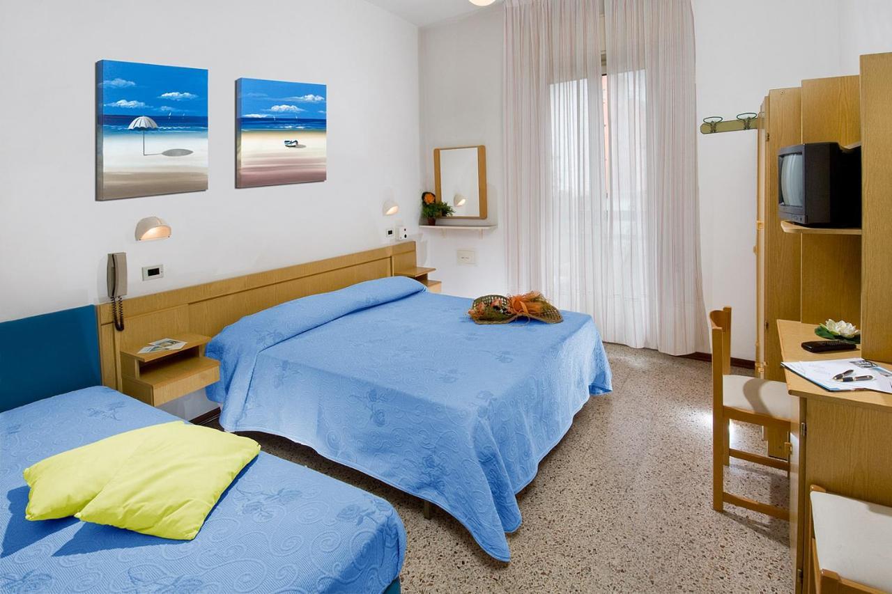 Hotel Granada 卡托利卡 外观 照片
