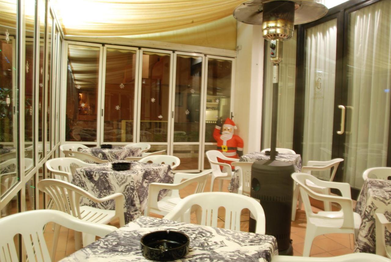Hotel Granada 卡托利卡 外观 照片
